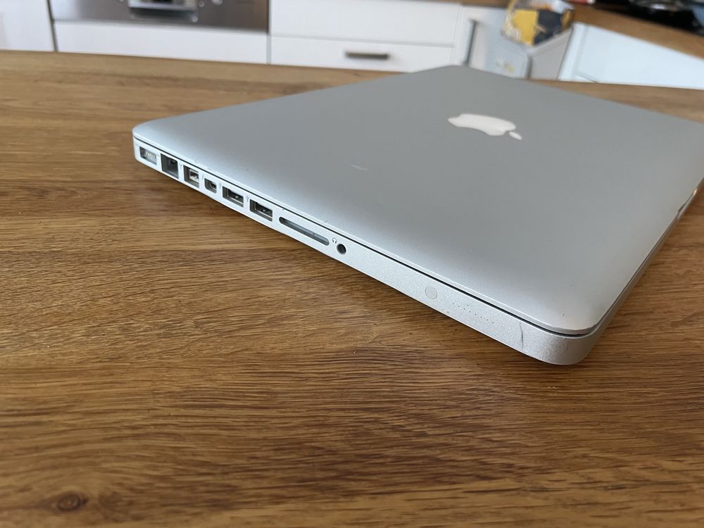 Apple MacBook Pro 13% SSD 250GB Big Sur bateria 78,5%