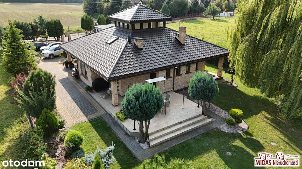 149m2, 6 pokoi, 2 tarasy, 2 garaże, 2509m2 działka