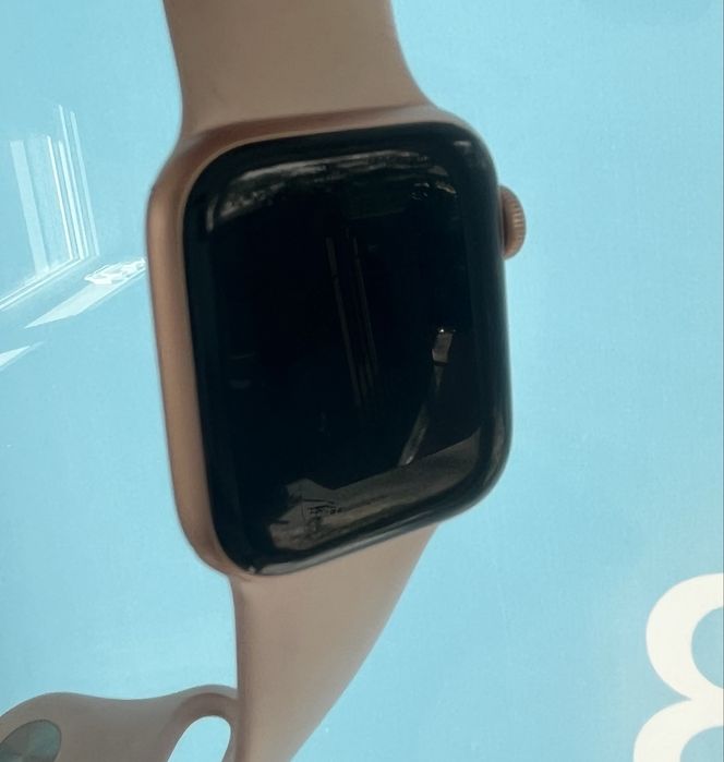 Apple watch 5 40mm icloud rose gold