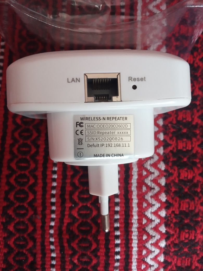 Продам новий підсилювач Wi-Fi.