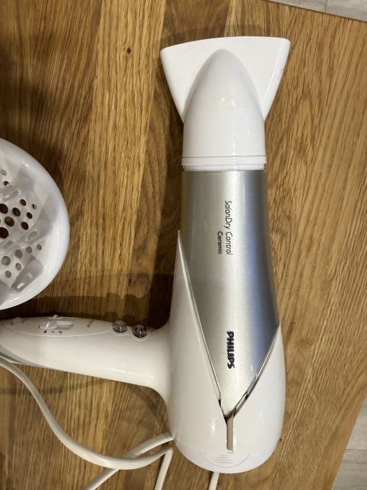 Фєн Philips SalonDry Control 2200W