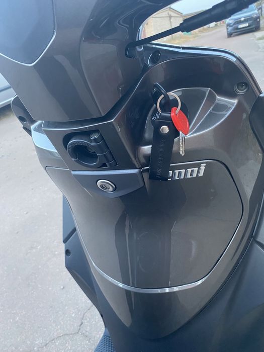 Продам скутер (инжекторная версия) в состоянии нового!