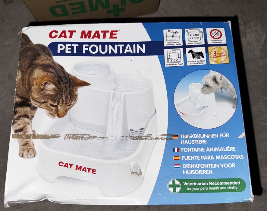Fontanna dla kota / psa / królika Cat mate