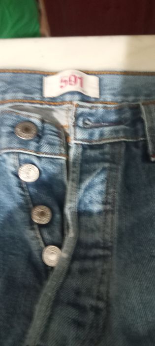 Umas calças da Levis