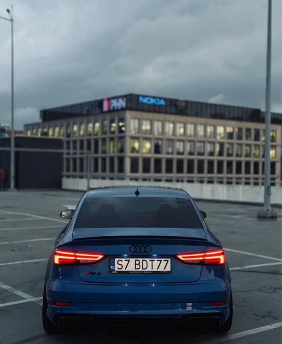 Wynajem aut klasy premium. Audi RS3