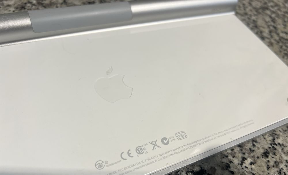 Apple A1314 klawiatura bezprzewodowa keyboard