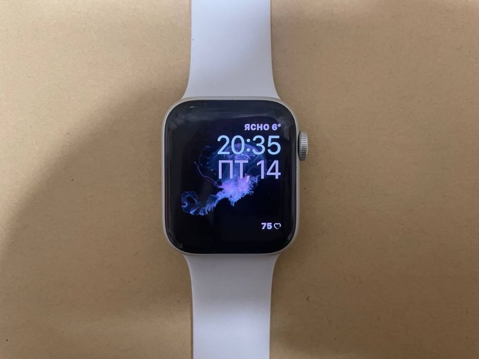 Продаж Apple Watch SE 40 mm