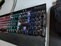 Teclado Corsair K70 RGB