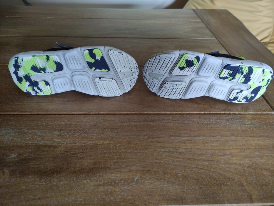 Buty sportowe dziecięce Deichmann, r.28, bdb