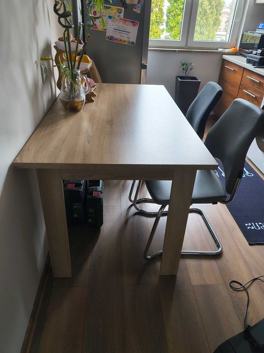 Stół kuchenny + krzesła