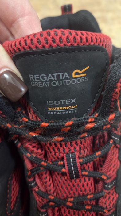 Трекінгові черевики жіночі 38 рр