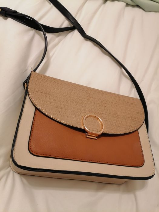 Carteiras em muito bom estado