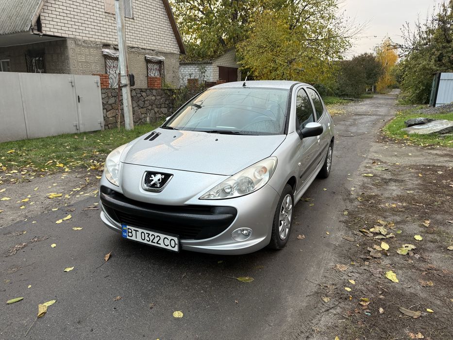 Пежо 206+ 2009 рік