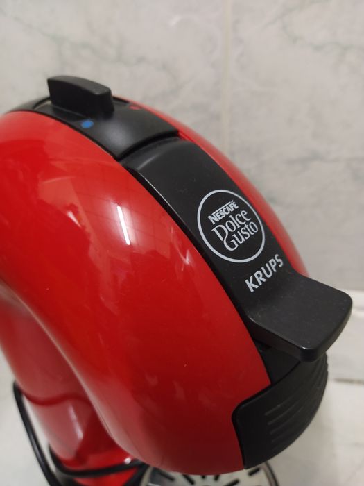 Maquina de café Nescafé dolce gusto KRUPS