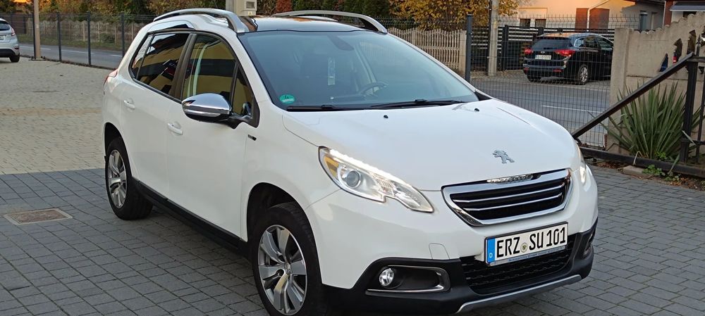 Peugeot 2008 1.2 vti 110KM*Panorama Dach*LED*Klimatronic*PDC*Alu*