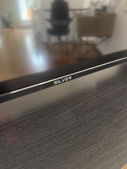 TV Silver Led 40 polegadas