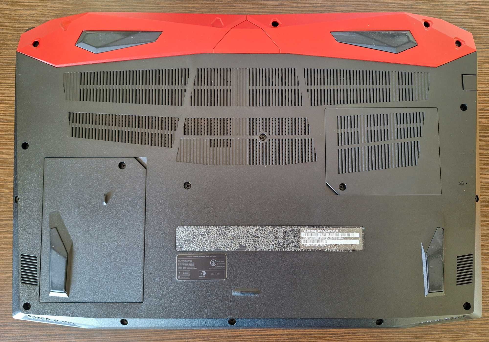 Acer Predator Helios 300 (G3-572)  Gaming & Performance
