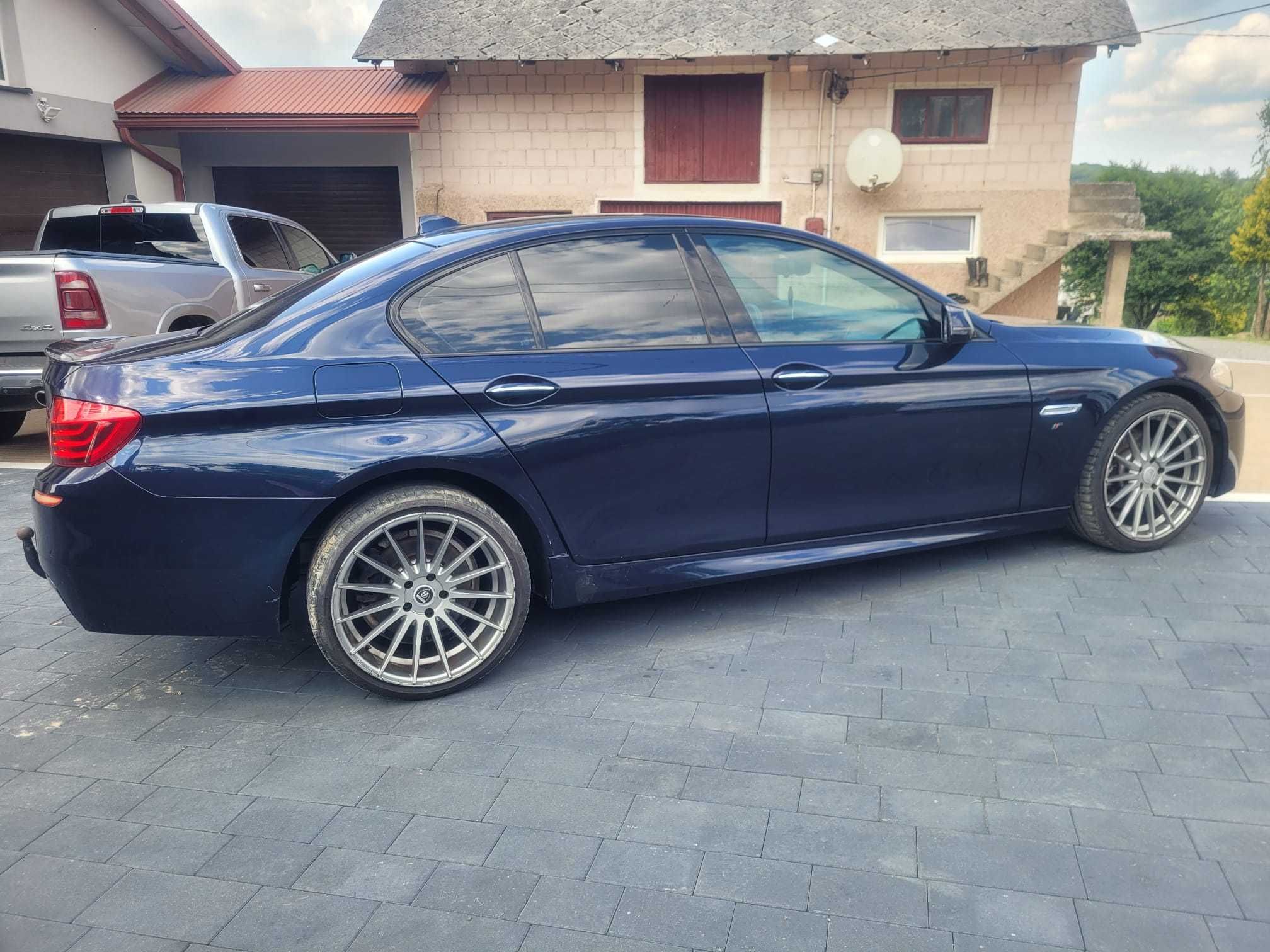 BMW Seria 5 520i Sport M-pakiet 2014 Rok