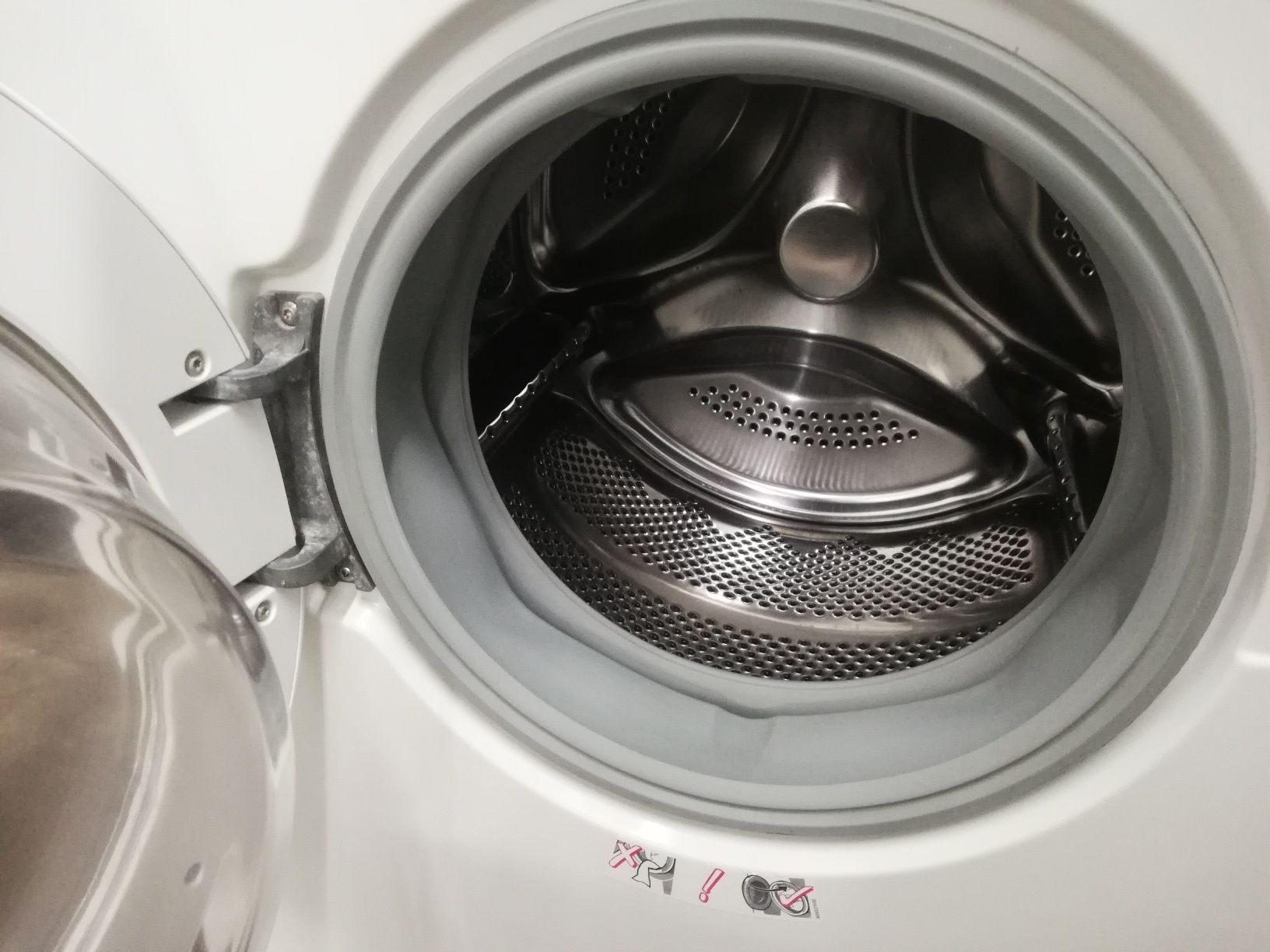 Pralka BOSCH 6kg 1400ob A++ |12msc |Dobry stan |Dowóz