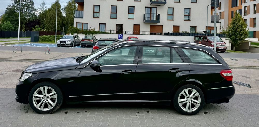 Mercedes-Benz E200 CDI • 2.2 Diesel • 136 KM • 2010 • Kombi / Zamiana