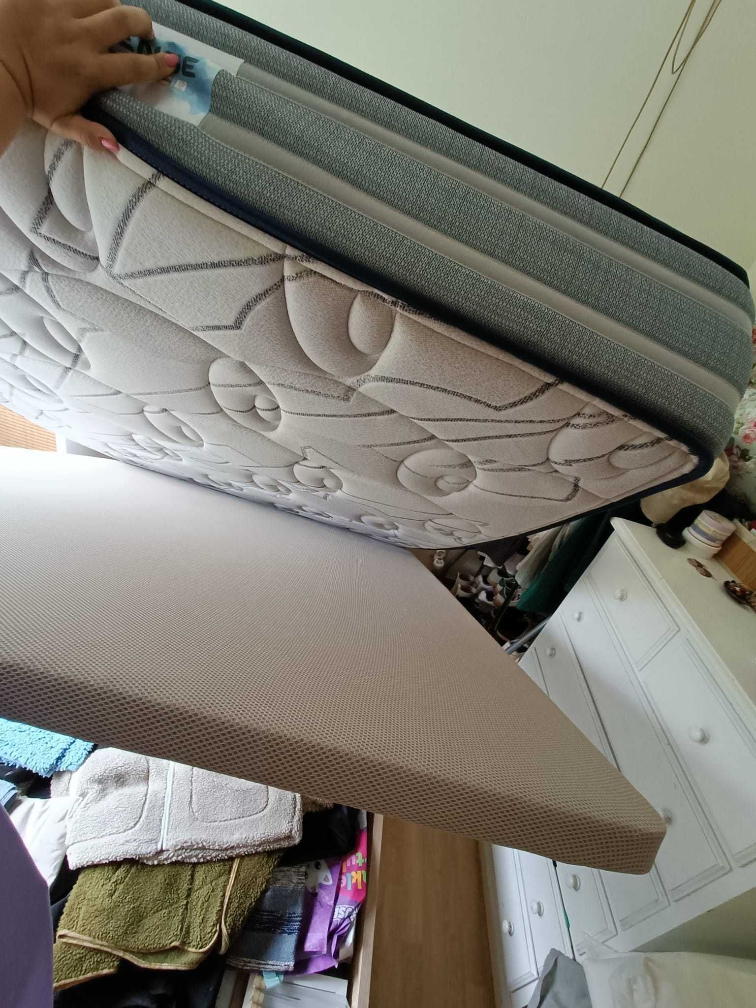 Cama sommier com arrumação + Colchão