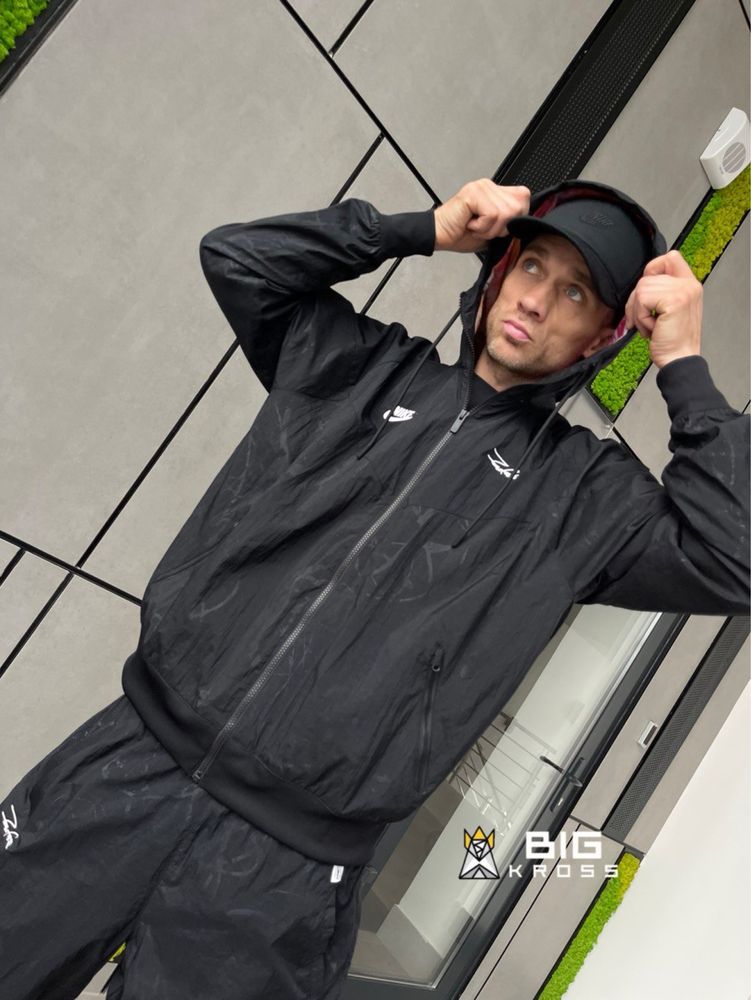 Чоловіча вітровка Nike NSW breaking lnd wr jkt