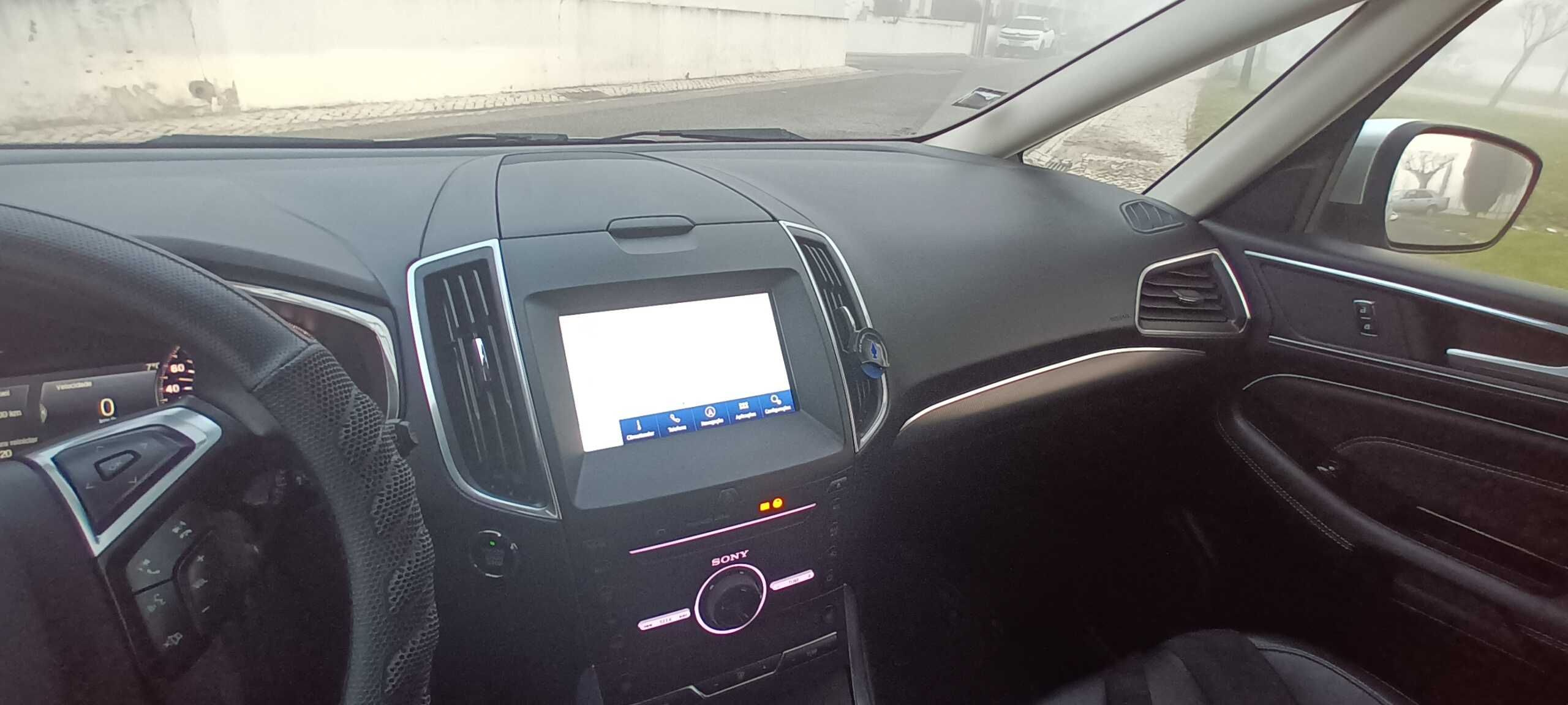 Ford S Max diesel com 90.000km