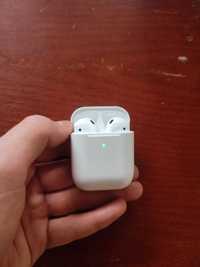 Oryginalne słuchawki Apple Airpods drugiej generacji (iphone,apple)