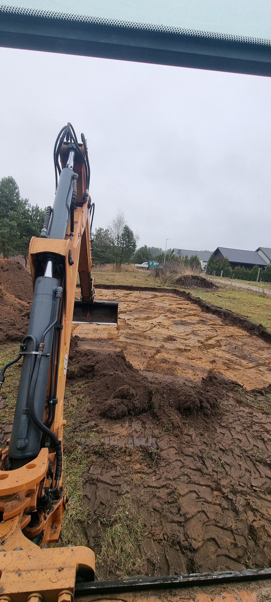 Prace ziemne koparkoładowarką*Koparka*widły