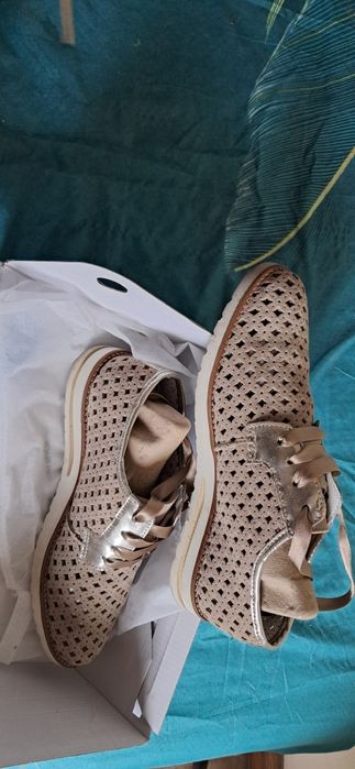 Vendo sapatos usados