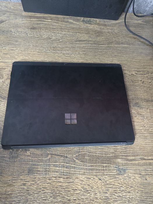 Microsoft surface pro x 1876