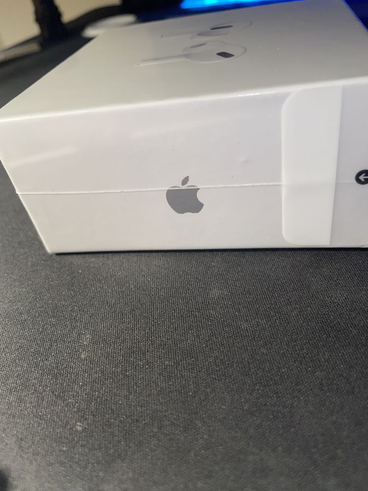 Airpods Pro magsafe