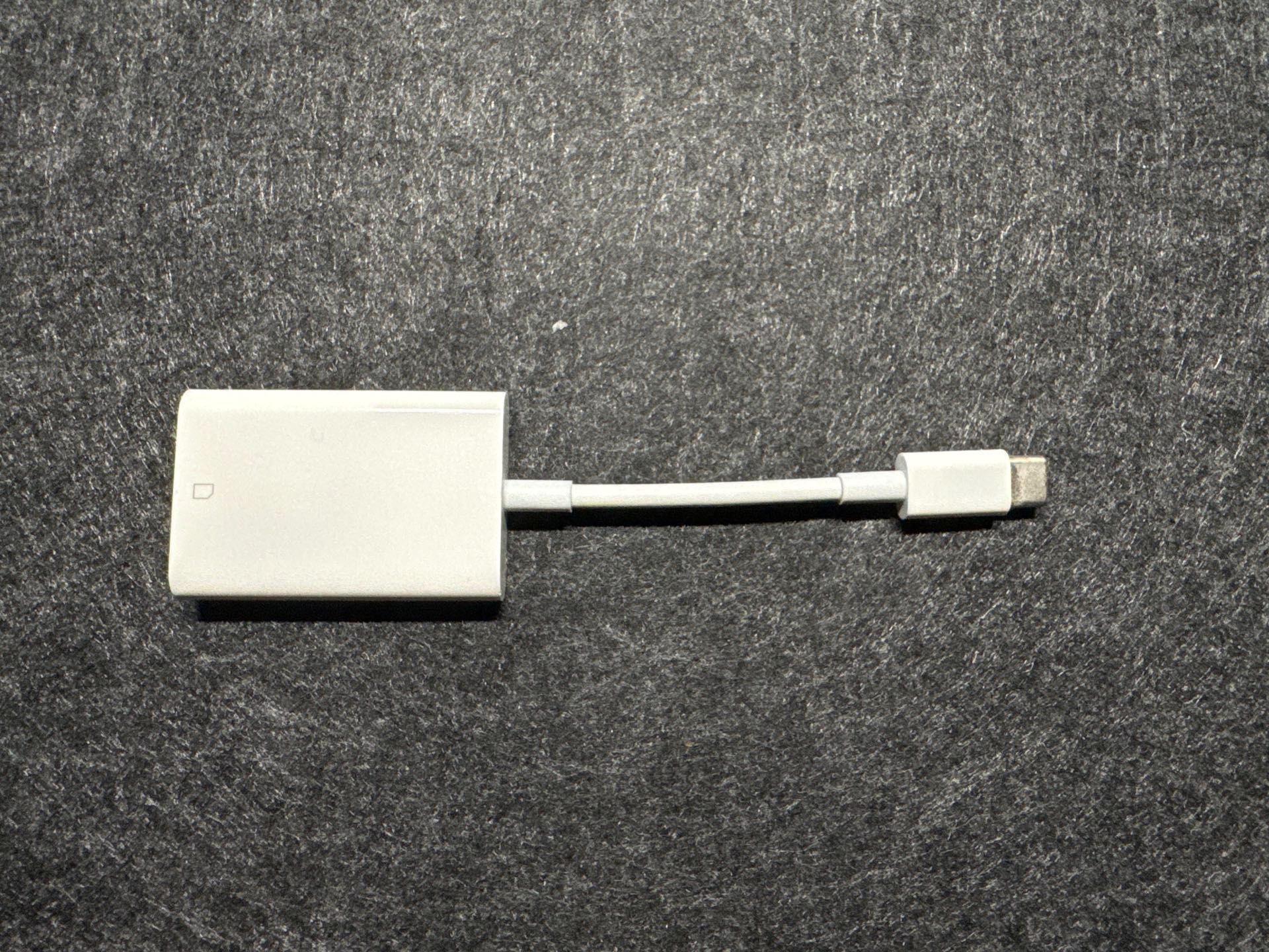Adaptador USB-C para Leitor de cartões SD
