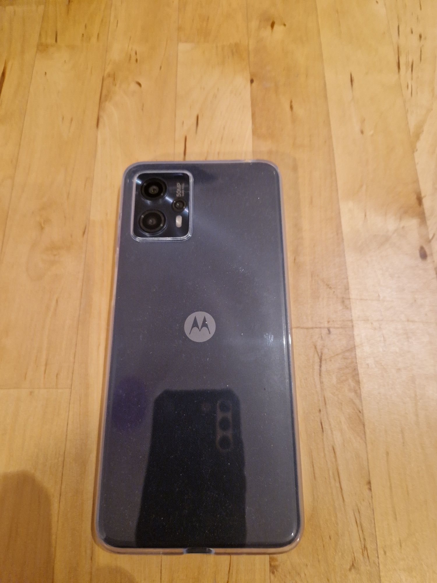 Motorola moto  g13 na gwarancji