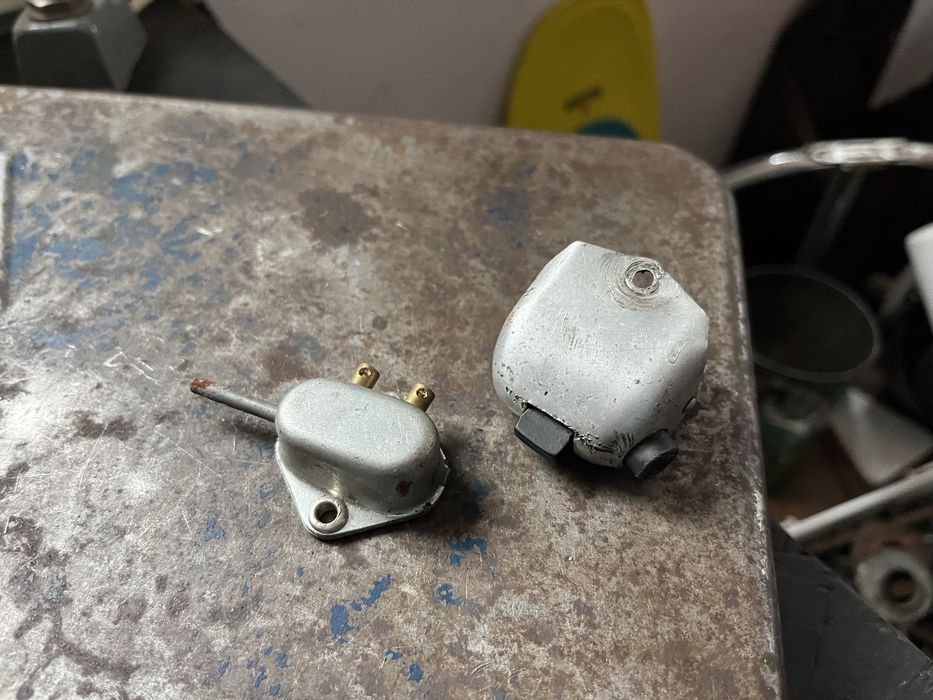 Romet Motorynka Kadet Komar przełącznik świateł czujnik stop automat