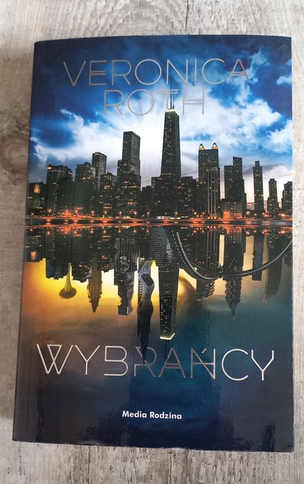 Książka Veronica Roth WYBRAŃCY