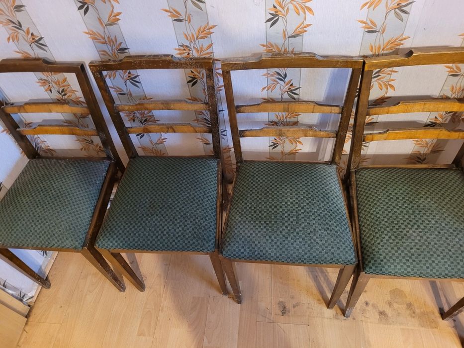 Stare solidne krzesła 4 szt.