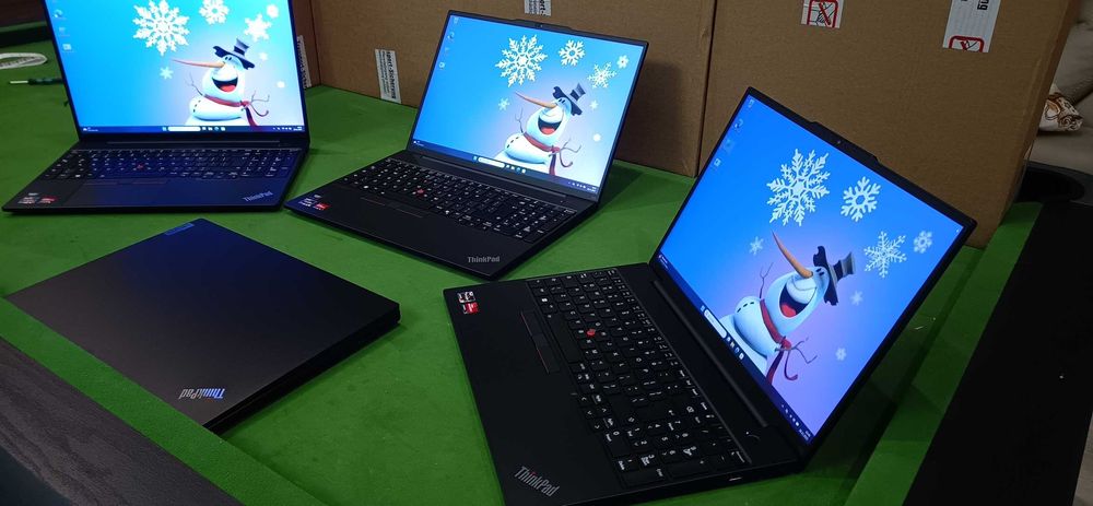 Laptopy ThinkPad X1 Carbon Seria T, P, L, E Ryzen 7 i7 OLED RTX W11P