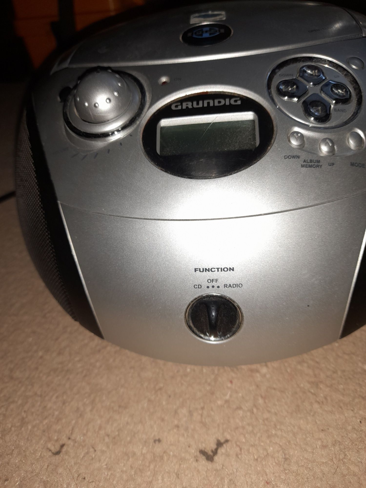 Radio mp3 Grunding