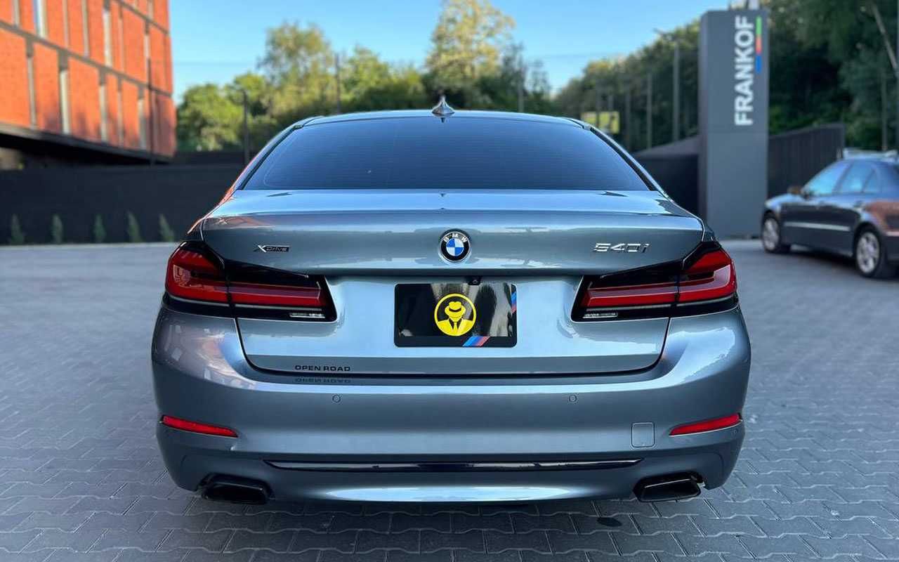 BMW 540 2018 року