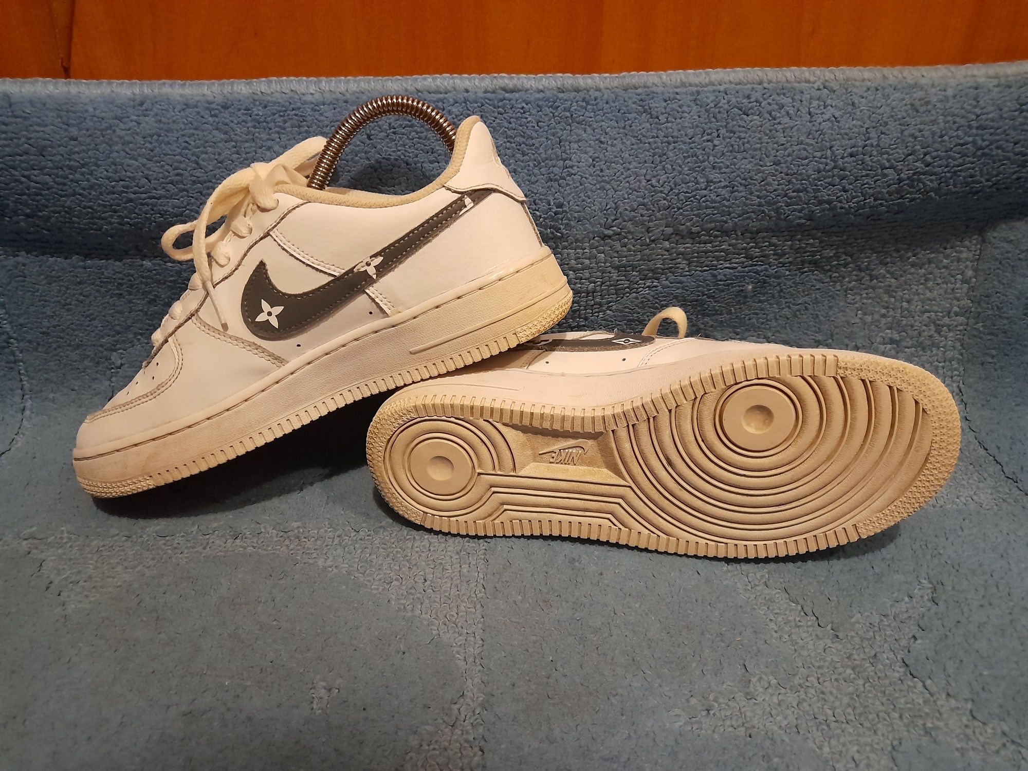 Оригинал Nike Air Force 1 женские кроссовки кожа, 38( 24 см )