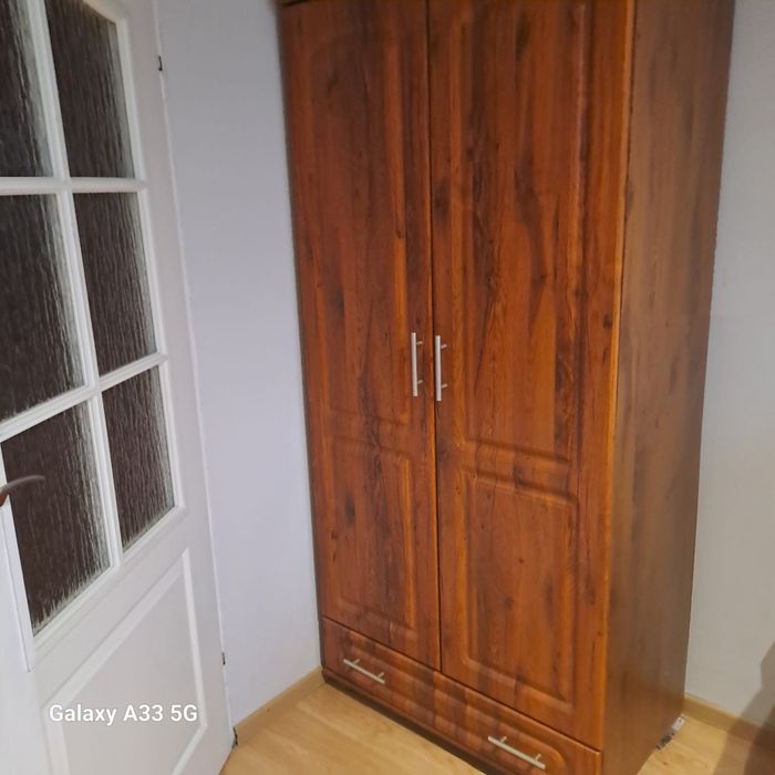 Szafa w bardzo dobrym stanie