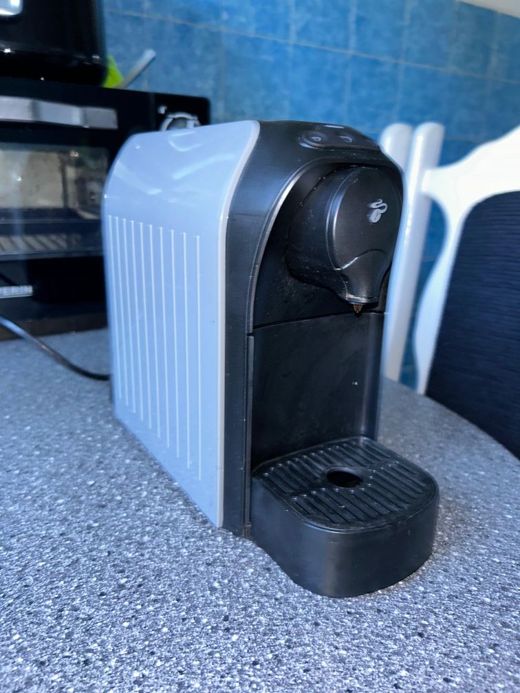 Ekspres kapsułkowy Tchibo Caffisimo