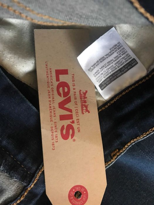 Джинсы Levis р.28  USA