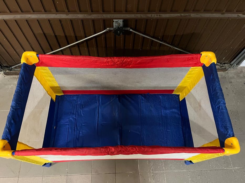 Łóżeczko turystyczne dla dziecka