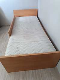 Sprzedam łóżko  drewniane