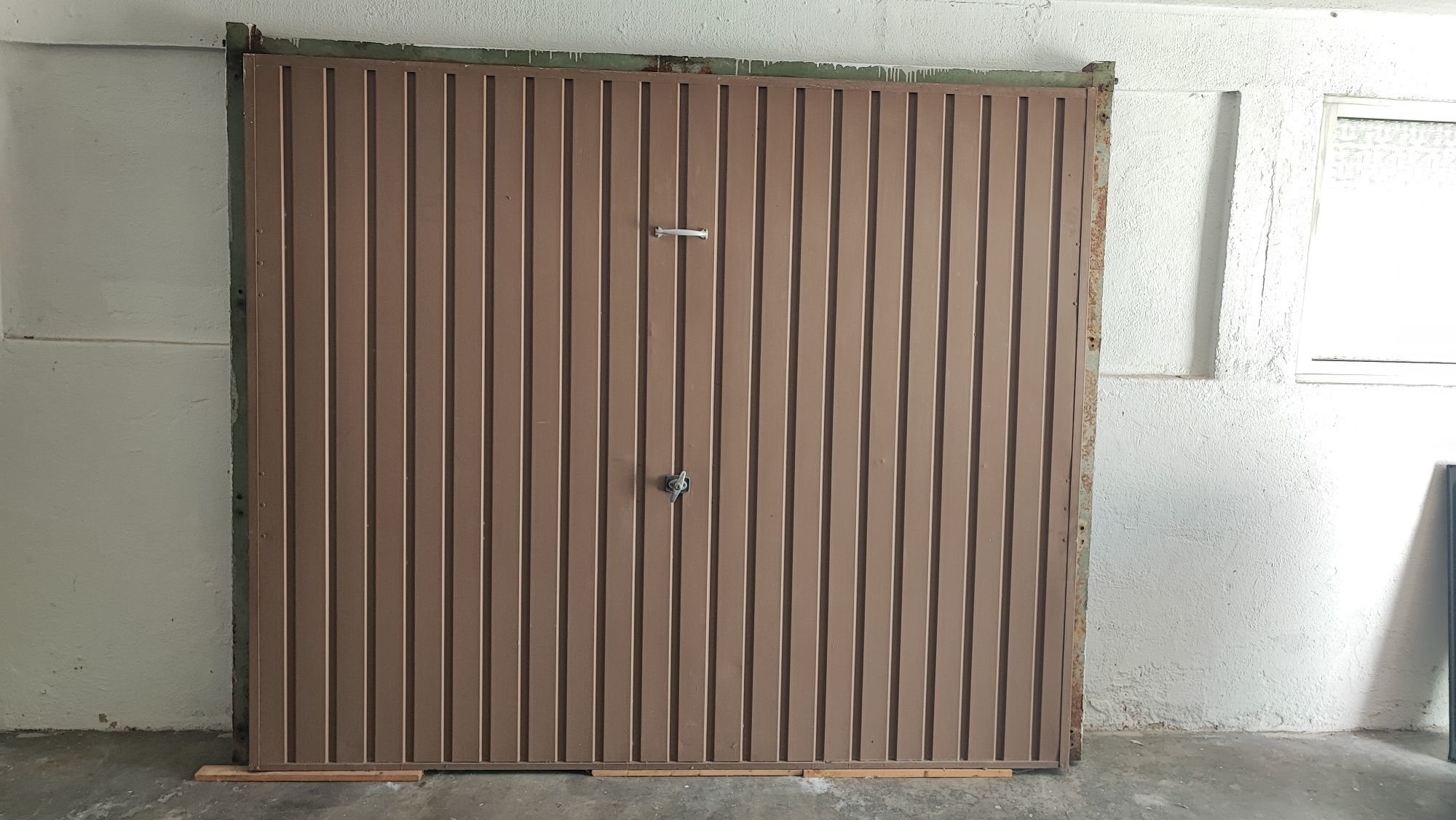 Portão de garagem + porta