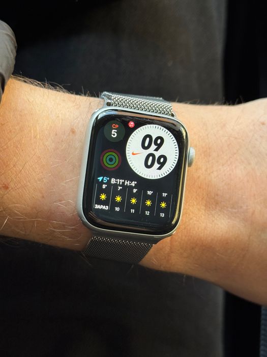 Apple Watch 5 44mm silver NIKE