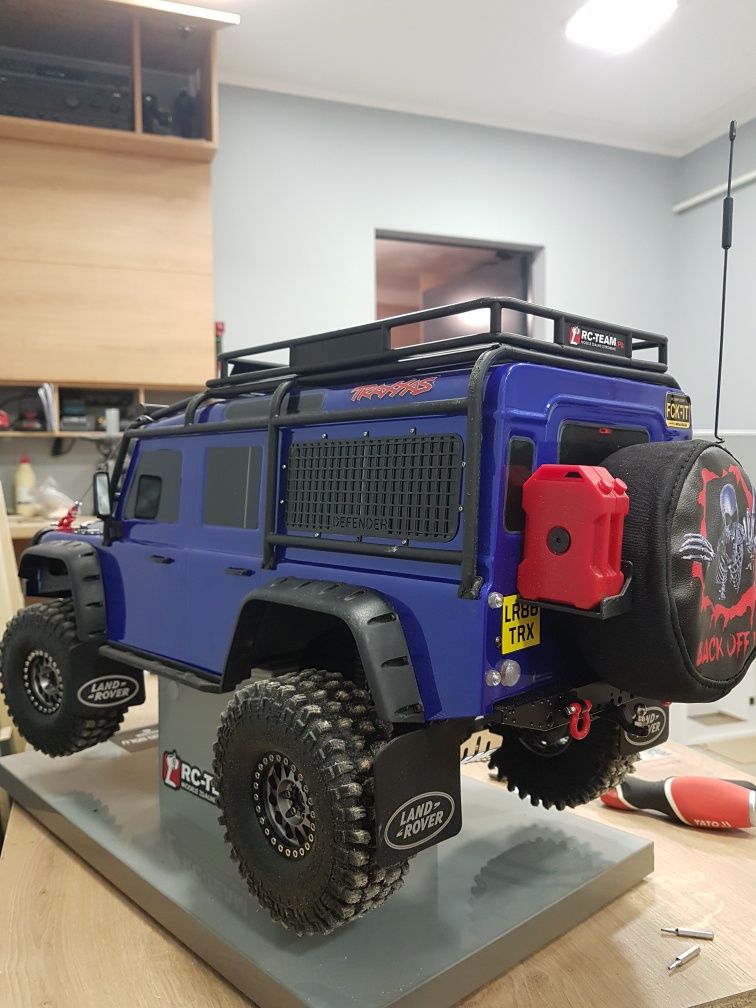 Traxxas Defender trx4