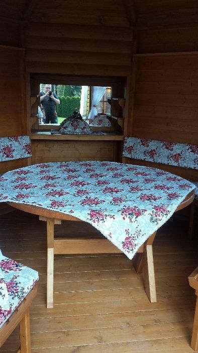 STYLOWA altana z bogatym wyposażeniem w środku